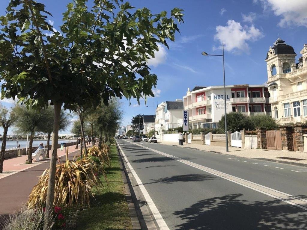 Royan - Studio Lumineux Au Calme - 30M De La Plage - Quartier Du Parc 외부 사진